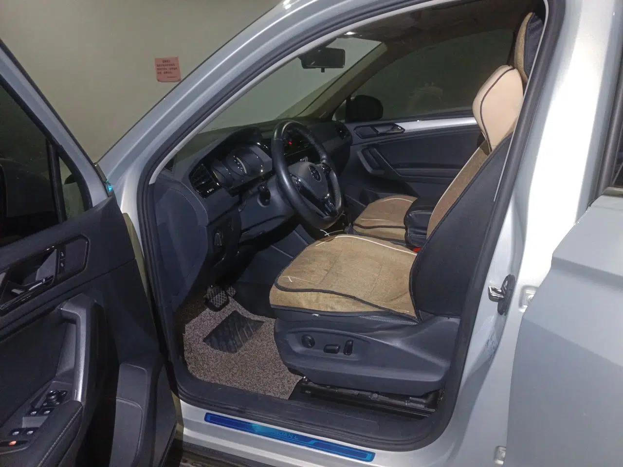 Volkswagen Tiguan L 2021 330TSI Automatic Two-Wheel Drive Smart Edition — миниатюра 16