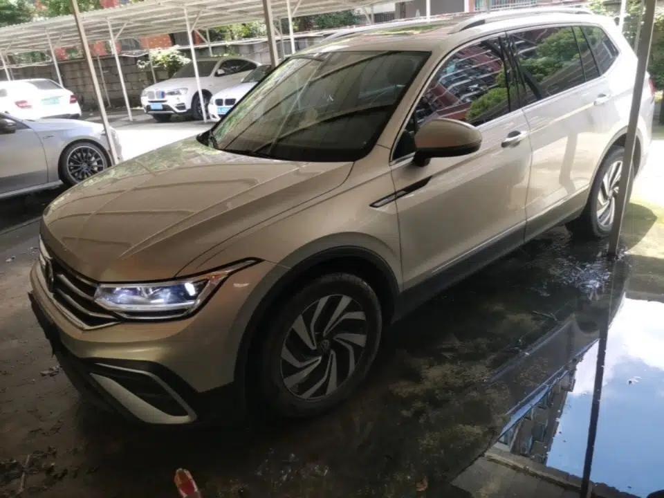 Volkswagen Tiguan L 2022 330TSI Automatic Two-Wheel Drive Smart Edition — миниатюра 1