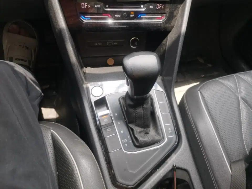 Volkswagen Tiguan L 2022 330TSI Automatic Two-Wheel Drive Smart Edition — миниатюра 16