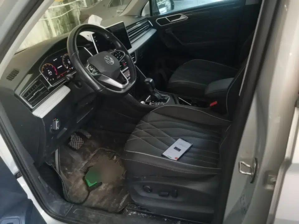 Volkswagen Tiguan L 2022 330TSI Automatic Two-Wheel Drive Smart Edition — миниатюра 17