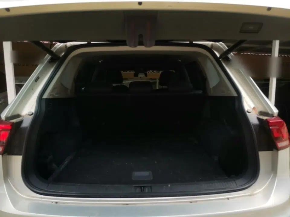 Volkswagen Tiguan L 2022 330TSI Automatic Two-Wheel Drive Smart Edition — миниатюра 22