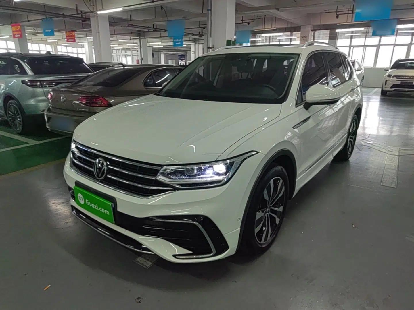 Volkswagen Tiguan L 2022 330TSI Automatic Two-Wheel Drive R-Line Enhanced Edition — миниатюра 1