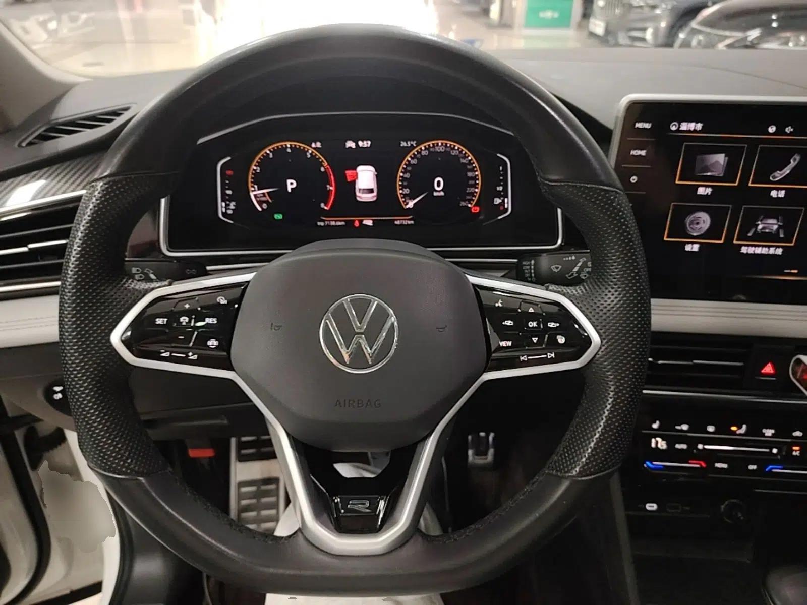 Volkswagen Tiguan L 2022 330TSI Automatic Two-Wheel Drive R-Line Enhanced Edition — миниатюра 13
