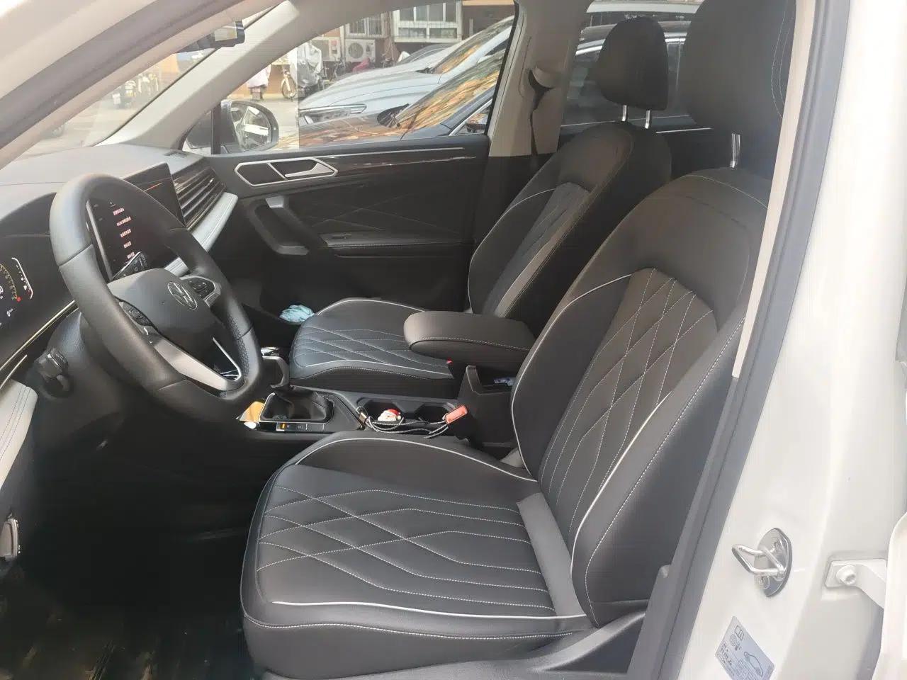 Volkswagen Tiguan L 2024 300TSI Automatic Two-Wheel Drive Smart Edition — миниатюра 15