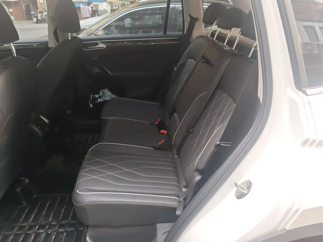 Volkswagen Tiguan L 2024 300TSI Automatic Two-Wheel Drive Smart Edition — миниатюра 17