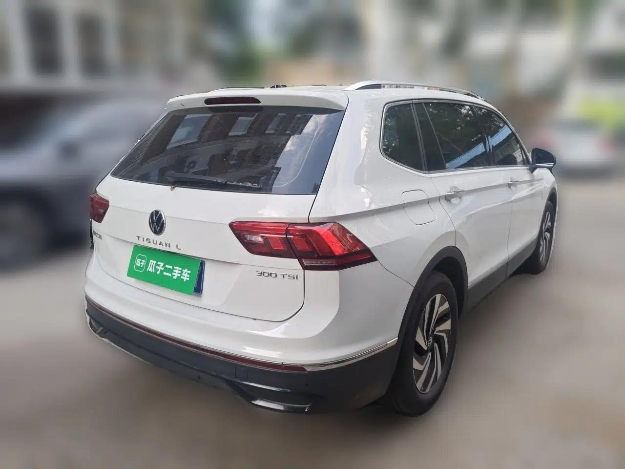 Volkswagen Tiguan L 2024 300TSI Automatic Two-Wheel Drive Smart Edition — миниатюра 6