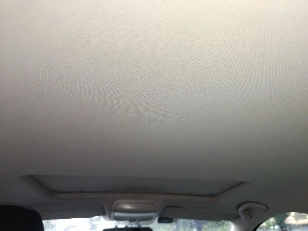 Volkswagen Sagitar 2014 1.6L Manual Comfort Model — миниатюра 18