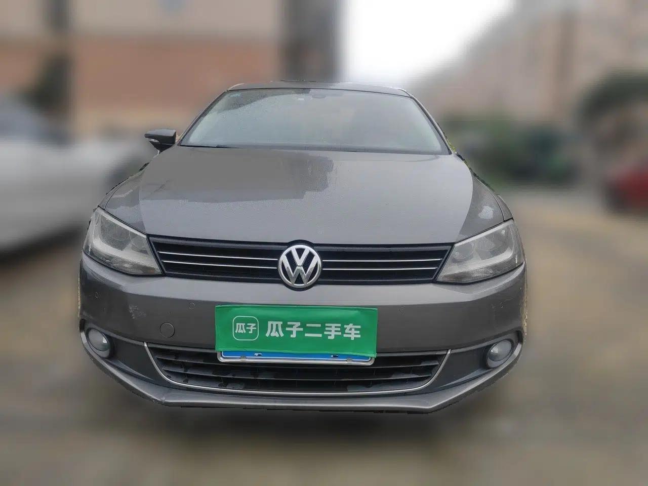 Volkswagen Sagitar 2012 1.4TSI Automatic Flagship Edition — миниатюра 2