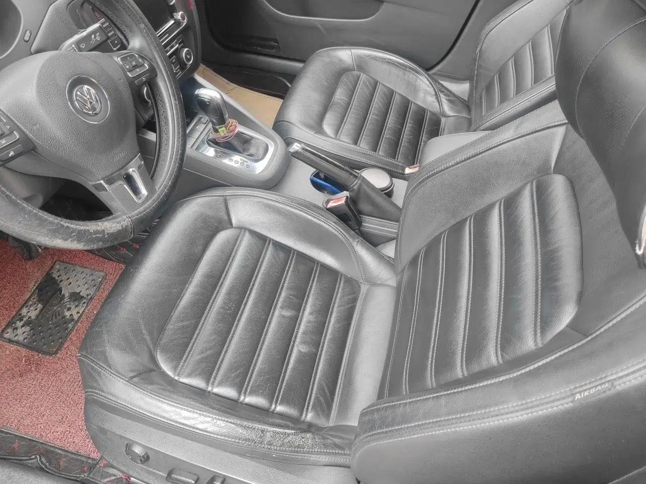 Volkswagen Sagitar 2012 1.4TSI Automatic Flagship Edition — миниатюра 15