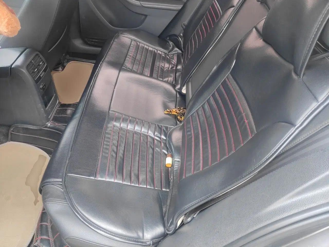 Volkswagen Sagitar 2012 1.4TSI Automatic Flagship Edition — миниатюра 17