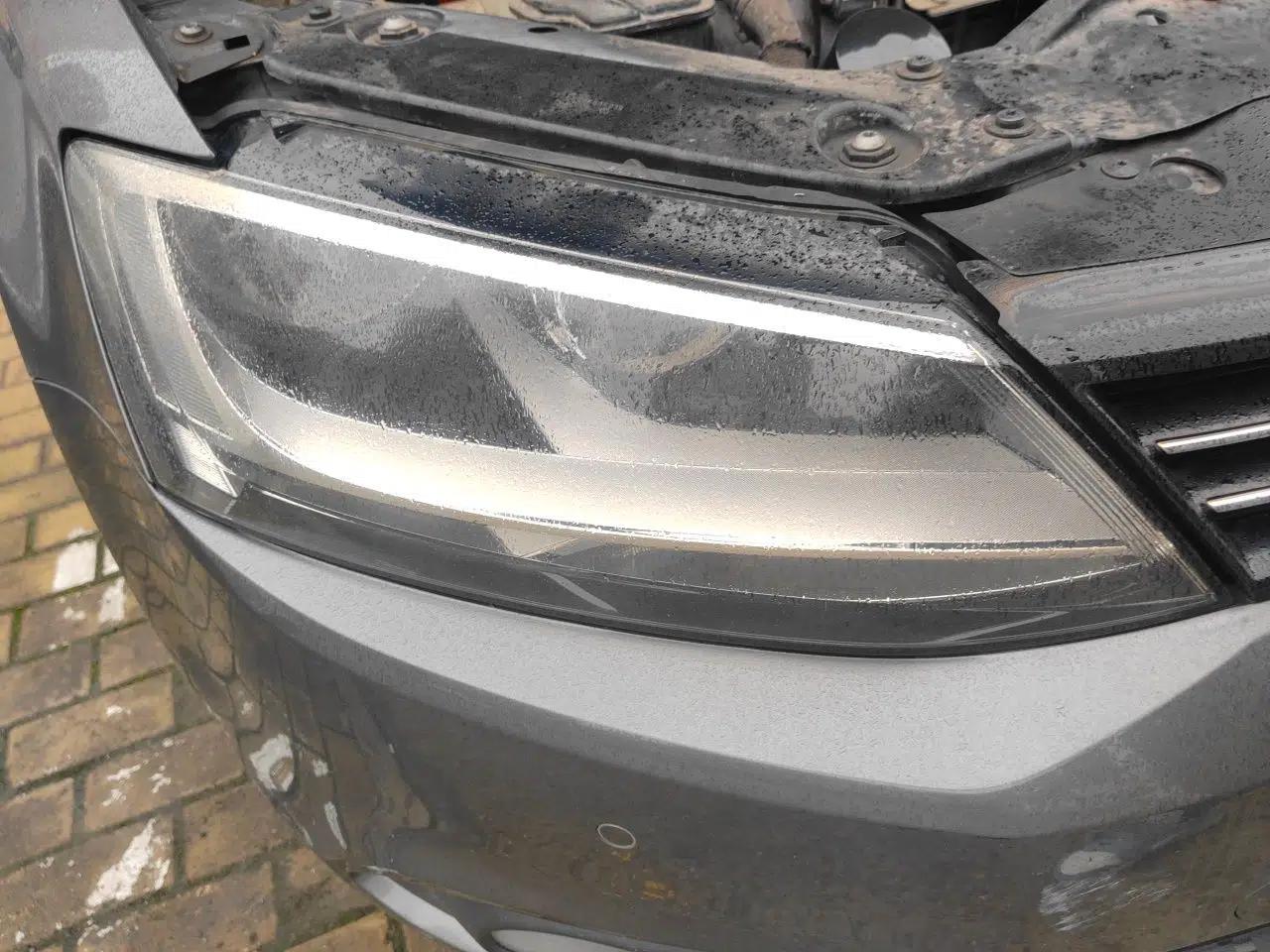 Volkswagen Sagitar 2012 1.4TSI Automatic Flagship Edition — миниатюра 7