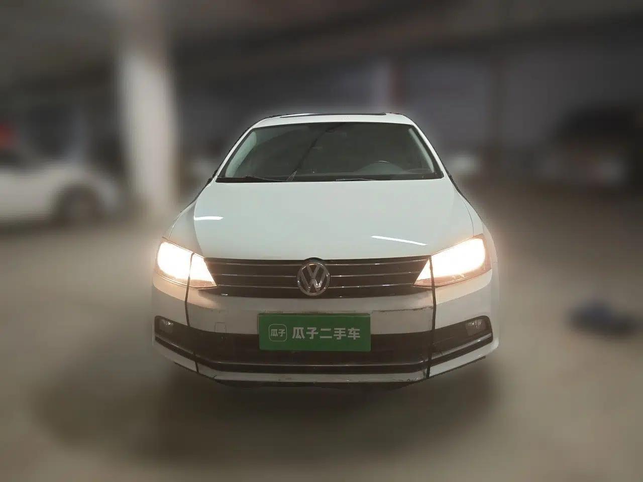 Volkswagen Sagitar 2017 180TSI Automatic Leading Model — миниатюра 2