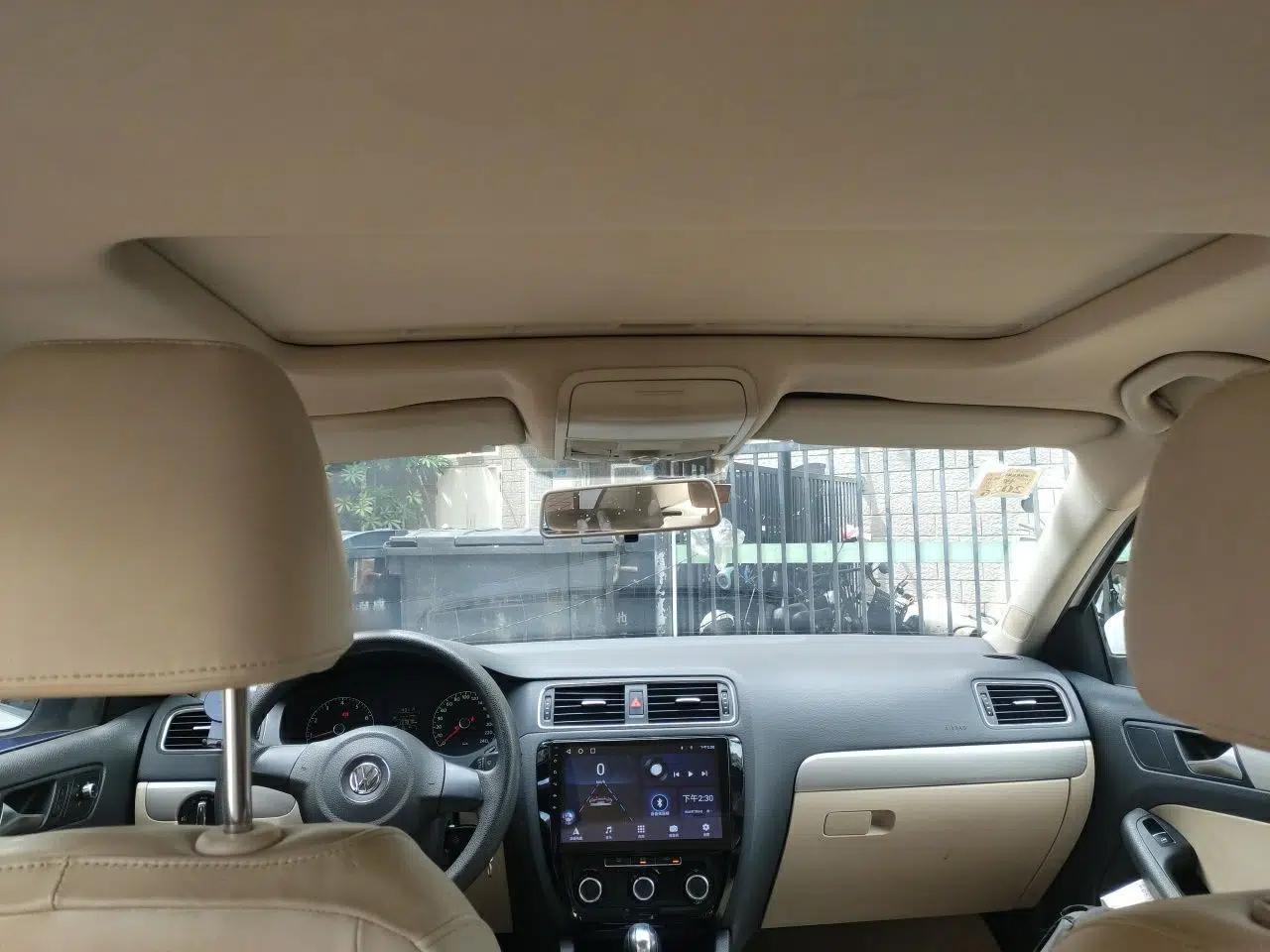 Volkswagen Sagitar 2012 1.6L Automatic Comfort Edition — миниатюра 18