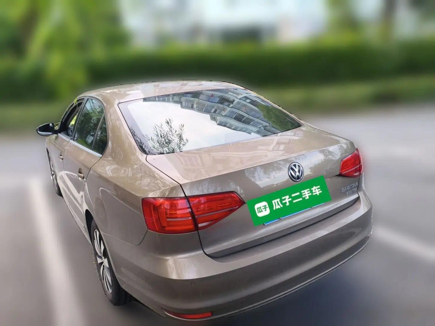 Volkswagen Sagitar 2017 230TSI Manual Comfort Model — миниатюра 4