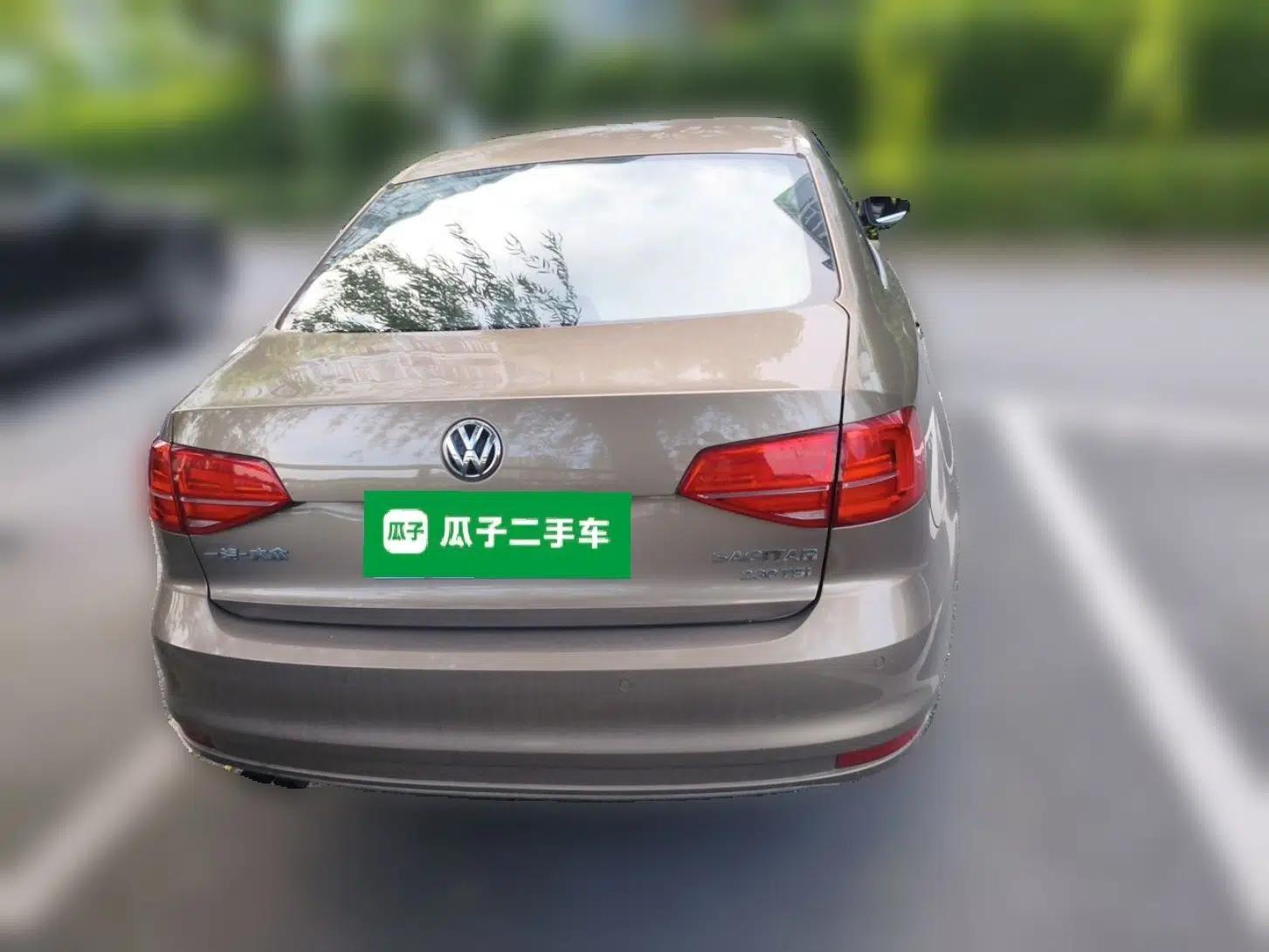 Volkswagen Sagitar 2017 230TSI Manual Comfort Model — миниатюра 5