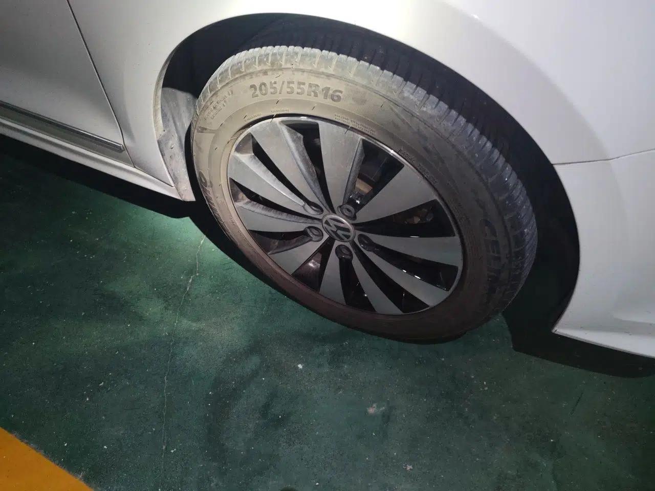 Volkswagen Sagitar 2018 180TSI DSG Prestige Edition — миниатюра 8