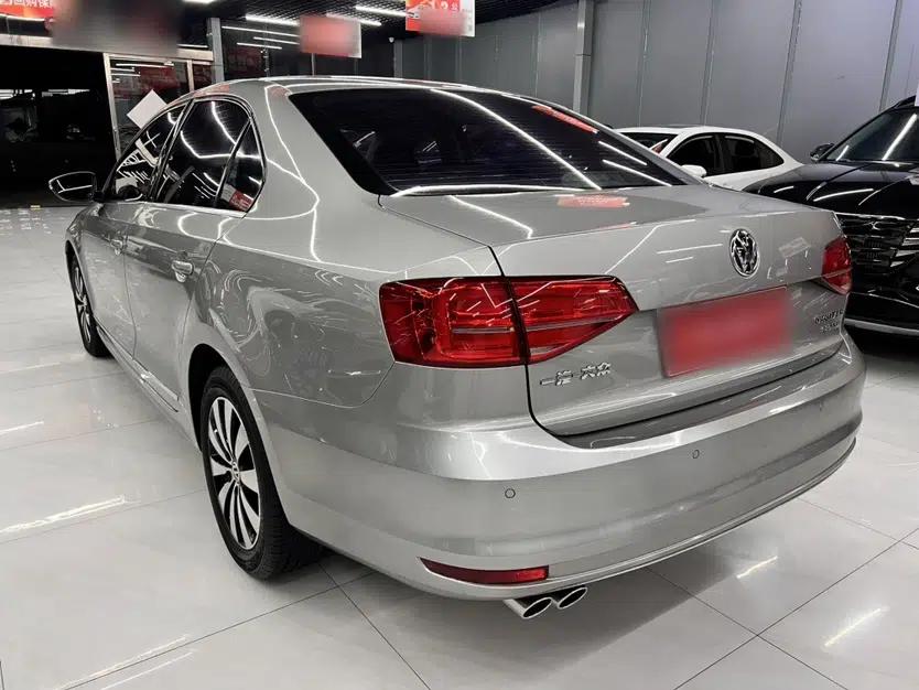 Volkswagen Sagitar 2018 280TSI DSG Comfort Model — миниатюра 14