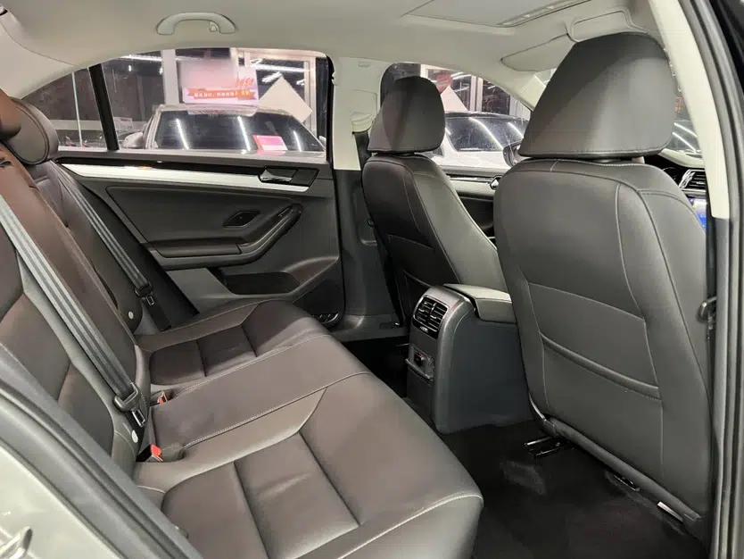 Volkswagen Sagitar 2018 280TSI DSG Comfort Model — миниатюра 29