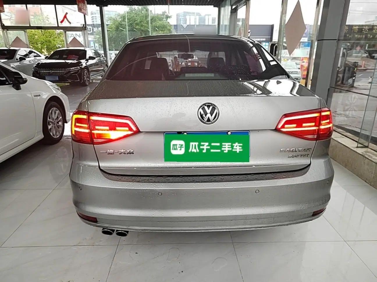 Volkswagen Sagitar 2018 280TSI DSG Comfort Model — миниатюра 5