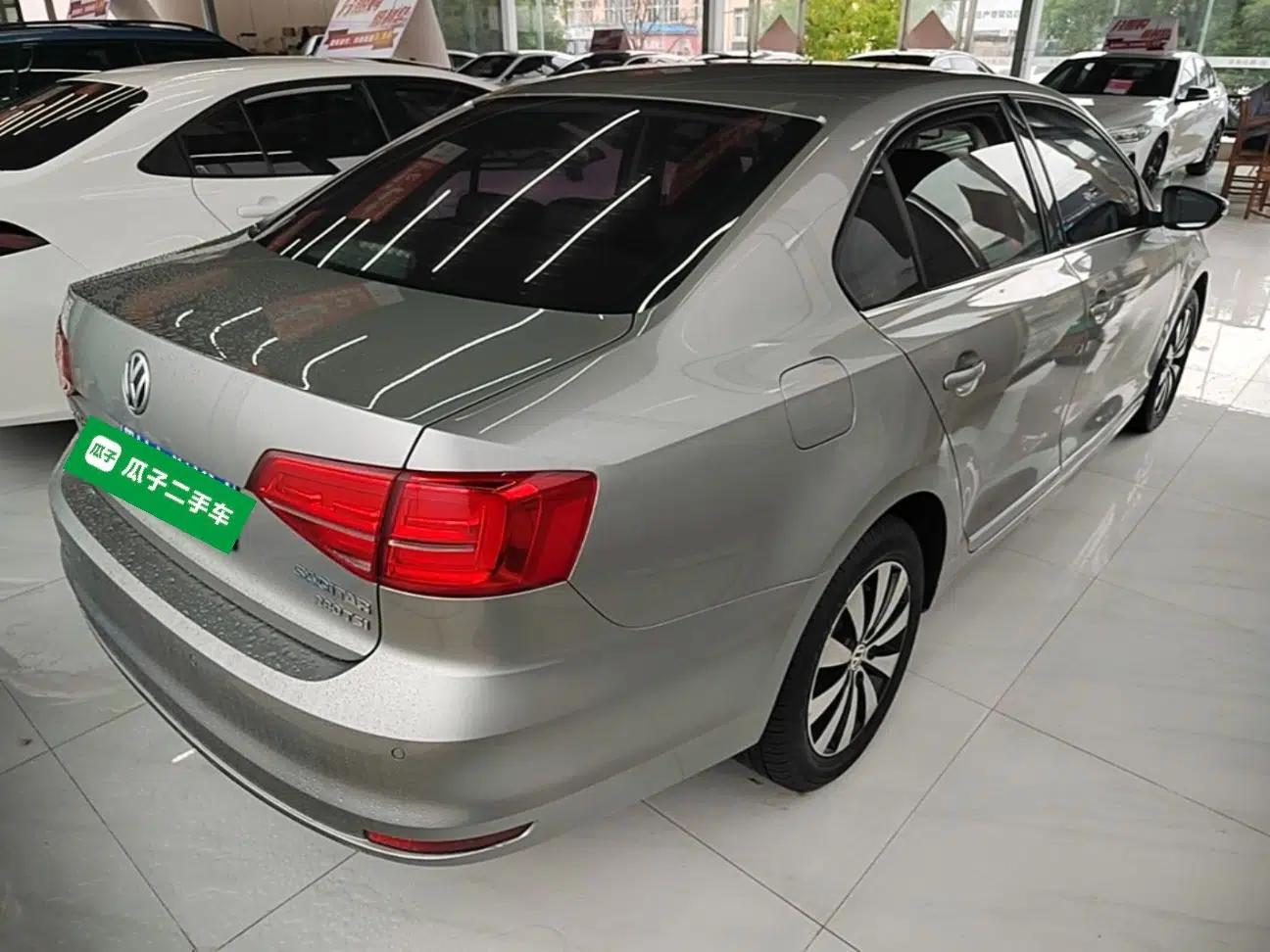 Volkswagen Sagitar 2018 280TSI DSG Comfort Model — миниатюра 6