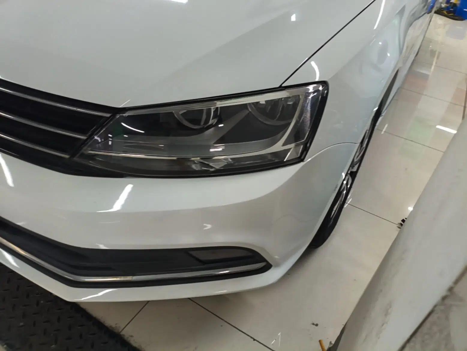 Volkswagen Sagitar 2018 1.6L Automatic Comfort Model — миниатюра 8