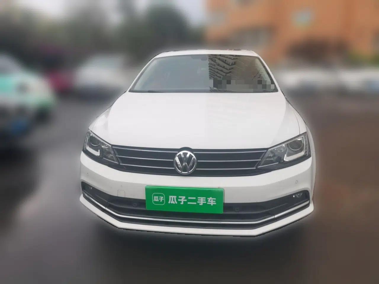 Volkswagen Sagitar 2017 230TSI Automatic Luxury Edition — миниатюра 2