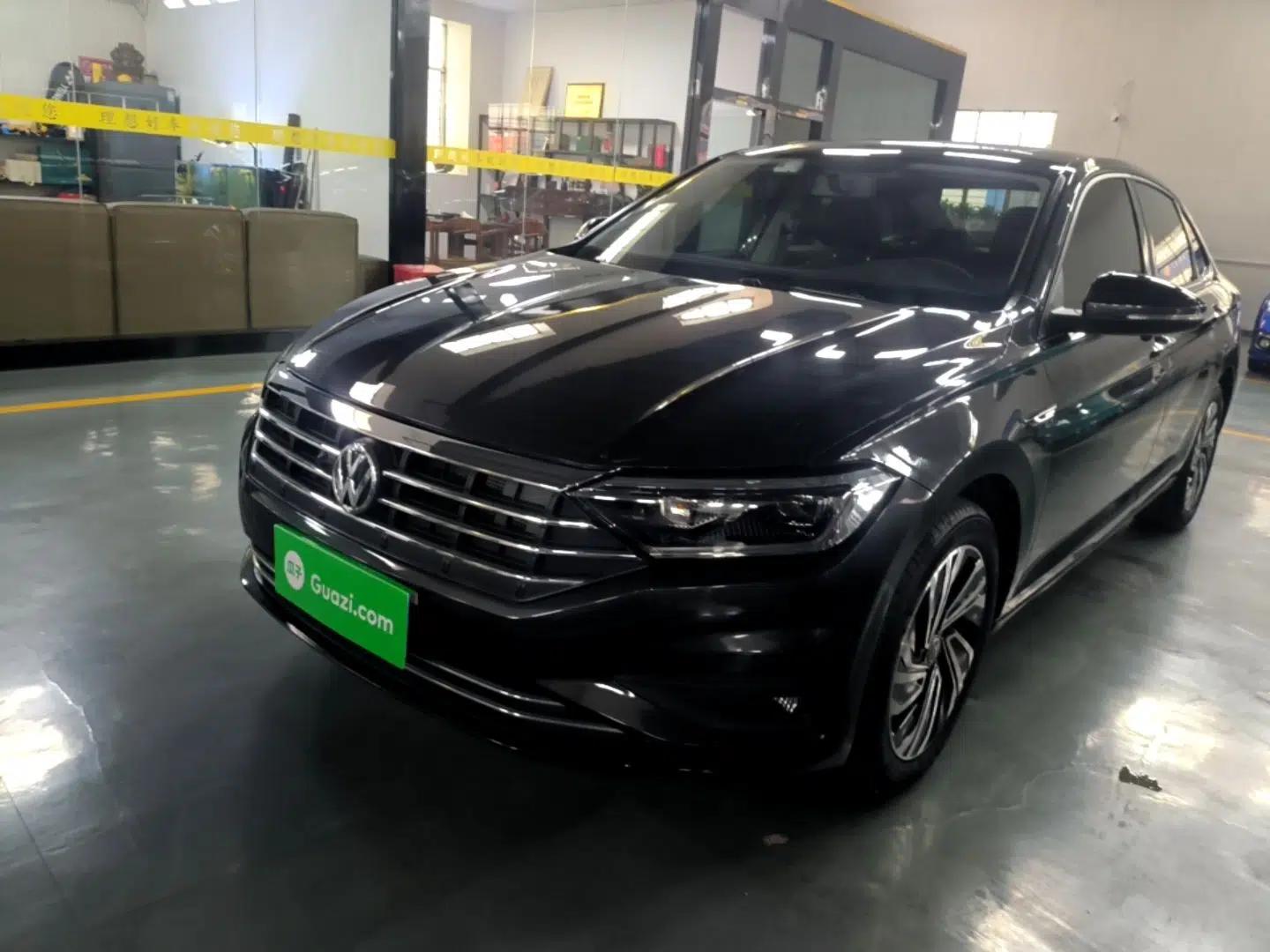 Volkswagen Sagitar 2022 280TSI DSG Flyover Edition — миниатюра 1