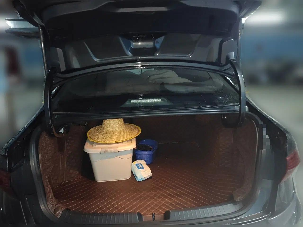 Volkswagen Sagitar 2021 280TSI DSG Comfort Connect Edition — миниатюра 19