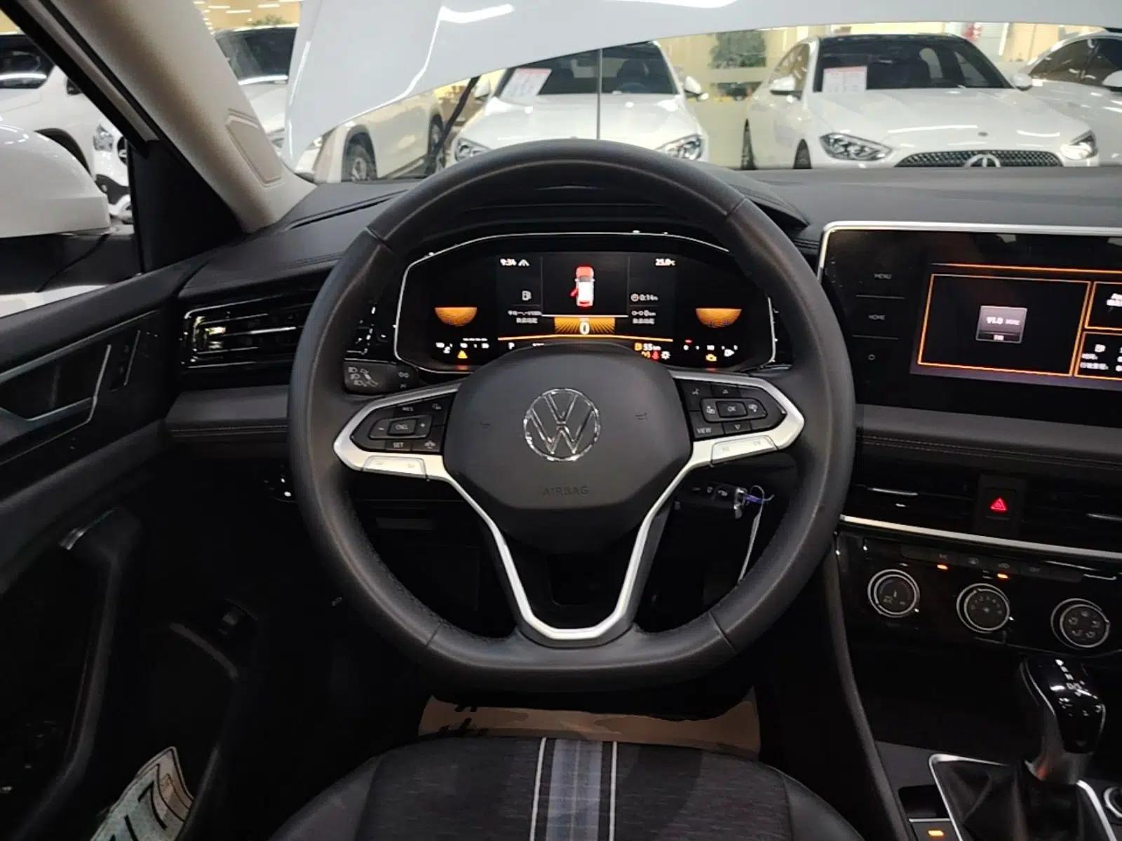 Volkswagen Sagitar 2024 200TSI DSG Flyover Edition — миниатюра 18