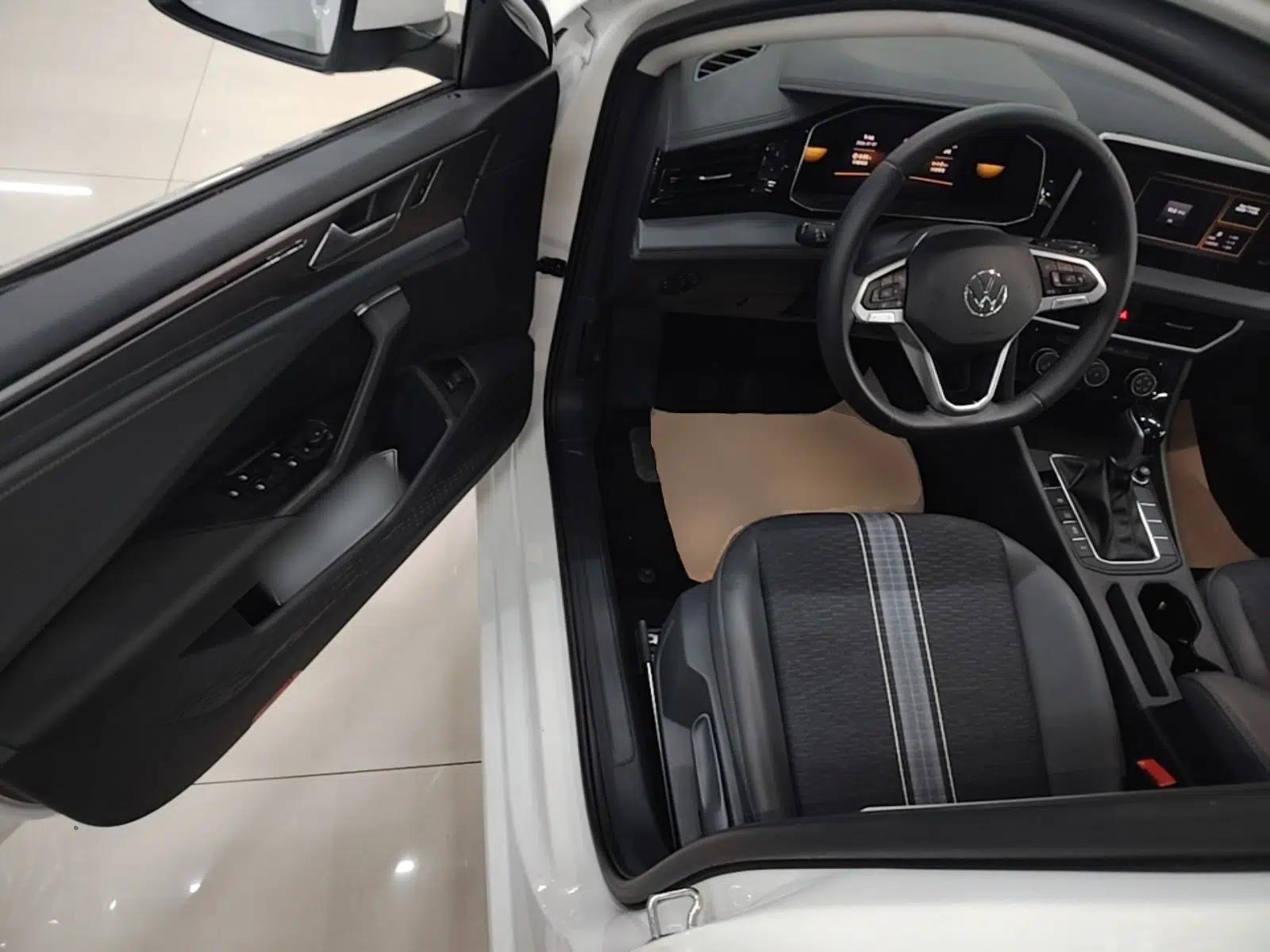 Volkswagen Sagitar 2024 200TSI DSG Flyover Edition — миниатюра 23
