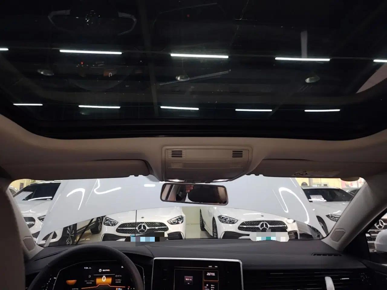 Volkswagen Sagitar 2024 200TSI DSG Flyover Edition — миниатюра 26
