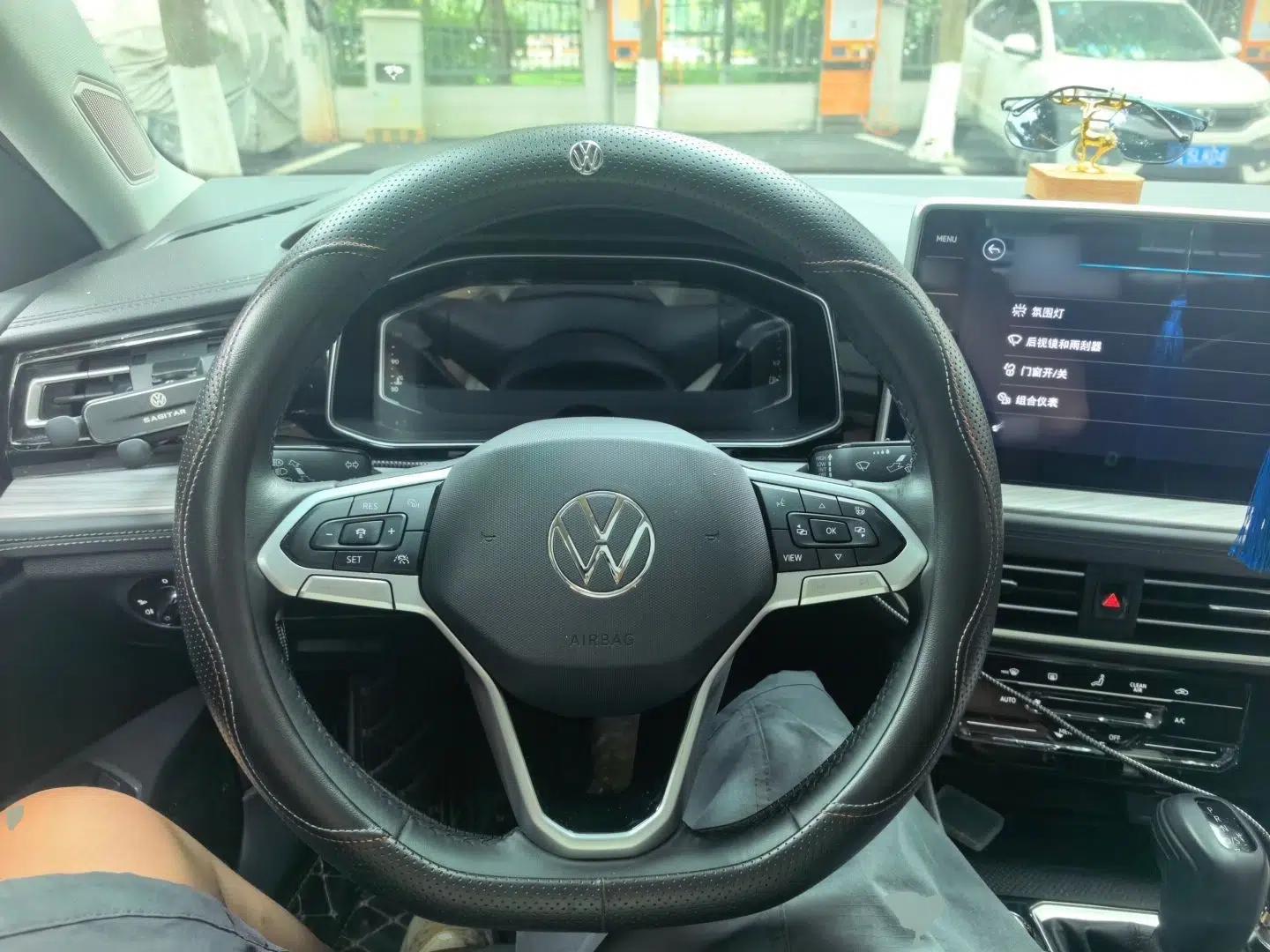 Volkswagen Sagitar 2023 300TSI DSG Excellence Edition — миниатюра 10