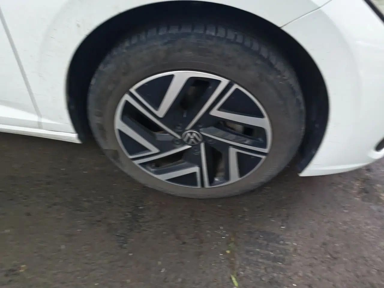 Volkswagen Sagitar 2023 280TSI DSG Excellence Edition — миниатюра 8