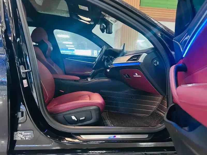 2023 BMW 5 Series 530Li xDrive M Sport Package — миниатюра 17