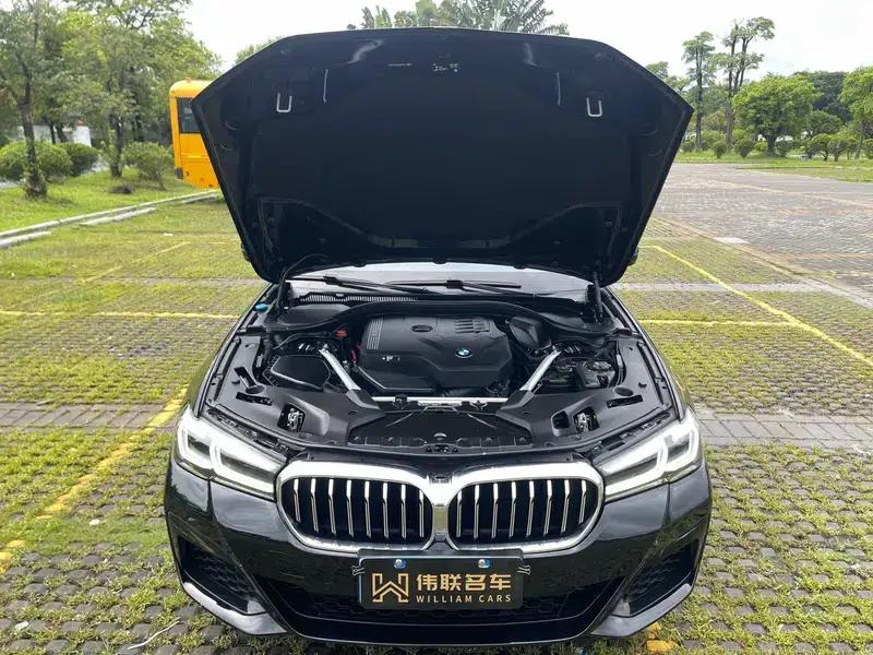 2023 BMW 5 Series 530Li Leading Edition M Sport Package — миниатюра 13