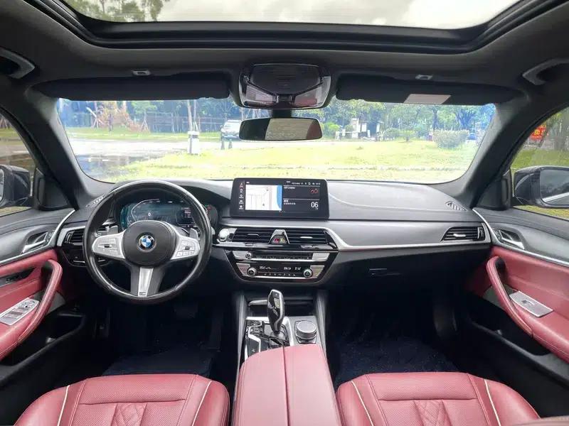 2023 BMW 5 Series 530Li Leading Edition M Sport Package — миниатюра 15