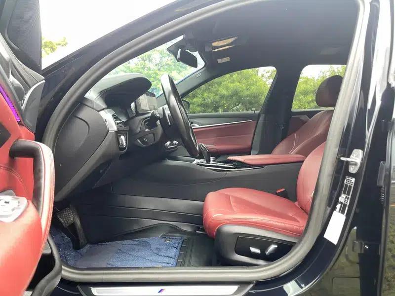 2023 BMW 5 Series 530Li Leading Edition M Sport Package — миниатюра 19