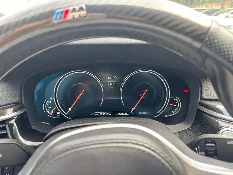 2018 BMW 5 Series 525Li M Sport Package — миниатюра 7