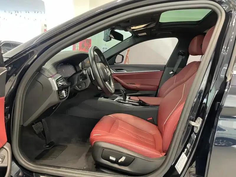 2023 BMW 5 Series 530Li Leading Edition M Sport Package — миниатюра 13