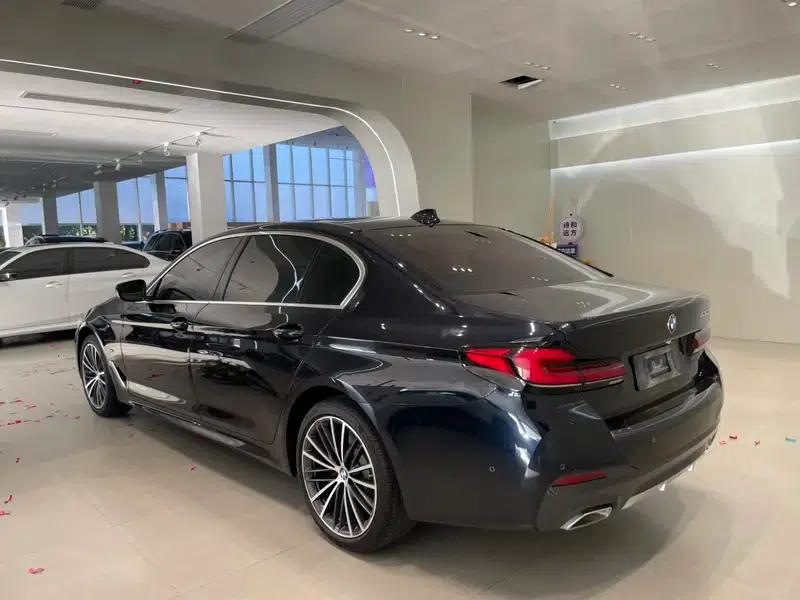2023 BMW 5 Series 530Li Leading Edition M Sport Package — миниатюра 4