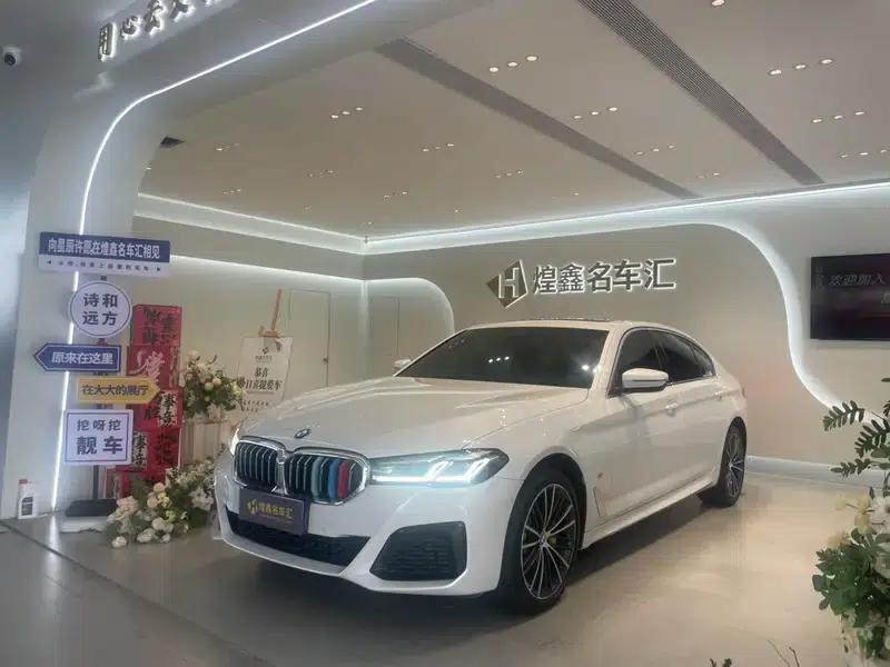 BMW 5 Series 2022 Facelift 530Li Leading Model M Sport Package — миниатюра 1