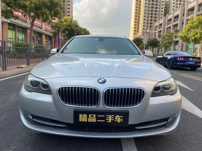 BMW 5 Series 2013 525Li Leading Edition — миниатюра 2