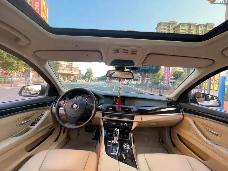 BMW 5 Series 2013 525Li Leading Edition — миниатюра 11