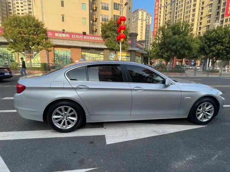 BMW 5 Series 2013 525Li Leading Edition — миниатюра 8