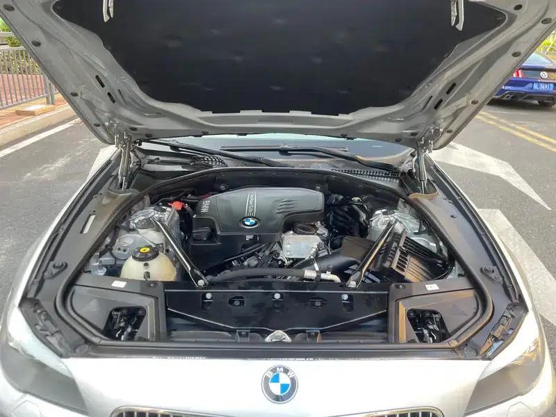 BMW 5 Series 2013 525Li Leading Edition — миниатюра 10