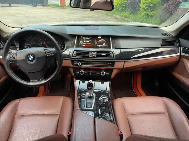 BMW 5 Series (Imported) 2015 520i Elegant Model — миниатюра 9