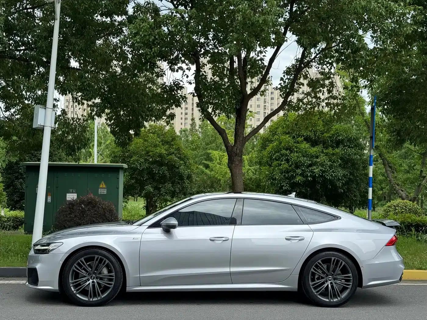 Audi A7 2023 45 TFSI Premium Edition — миниатюра 3