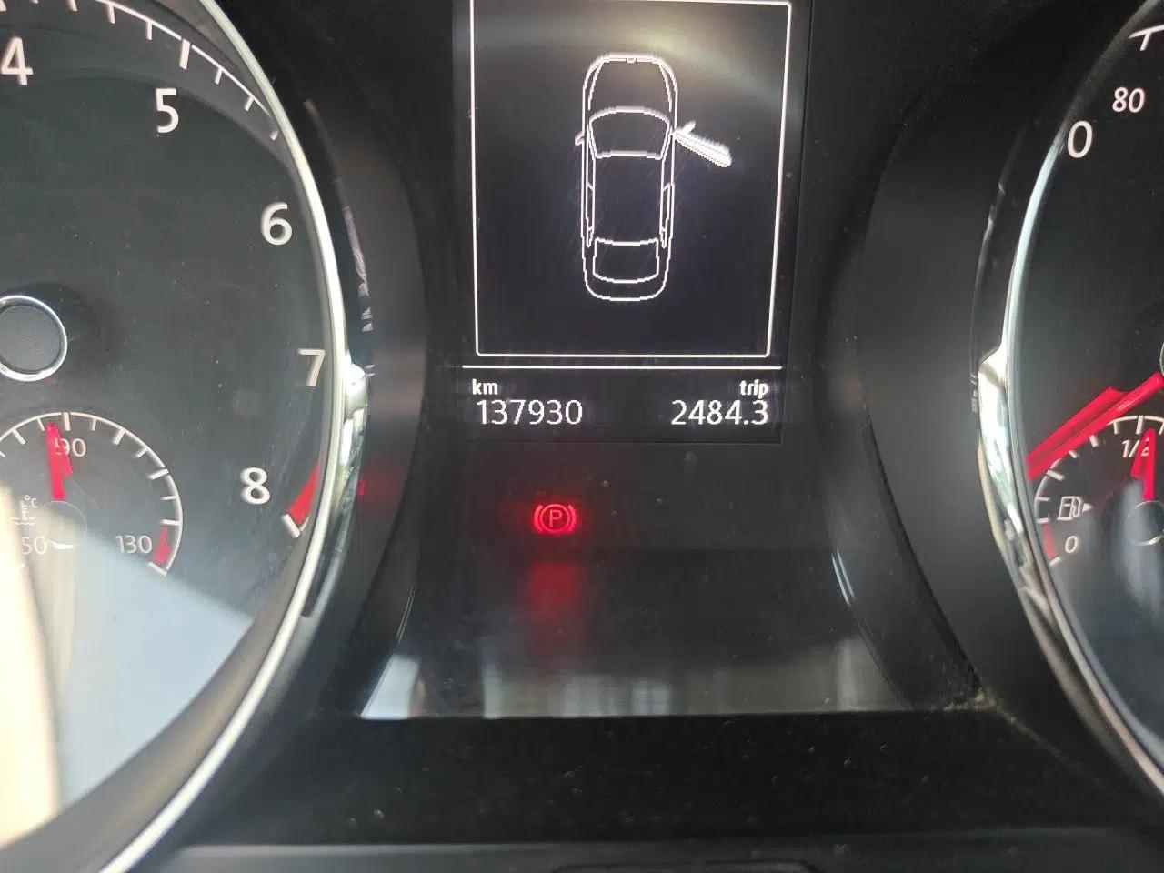 Volkswagen Lamando 2015 280TSI Manual Comfort Edition — миниатюра 12