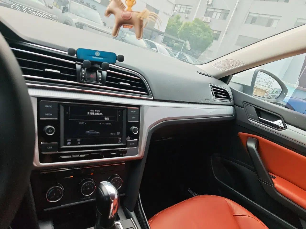 Volkswagen Lamando 2019 230TSI DSG Fashion Edition China VI — миниатюра 17