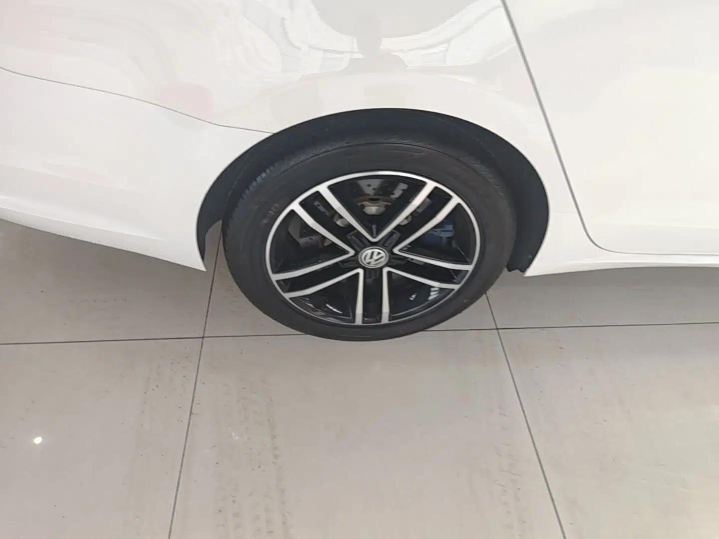 Volkswagen Lamando 2019 280TSI DSG Comfort Edition China VI standard — миниатюра 11